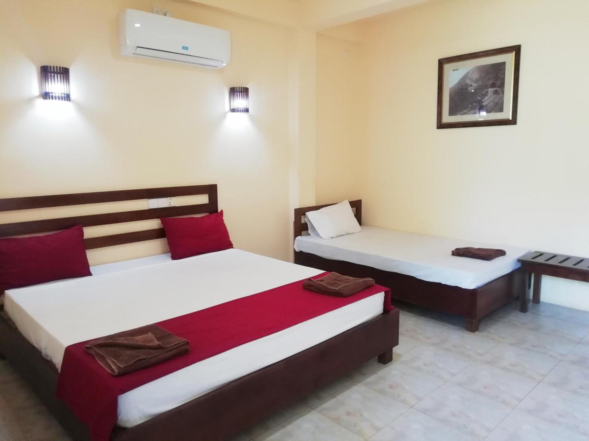 Dream Day Leisure Homes Sigiriya Bagian luar foto